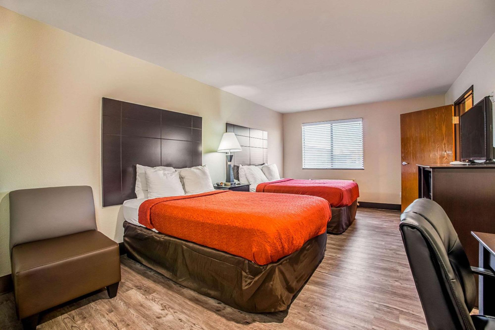 Quality Inn Carbondale University Area Екстериор снимка