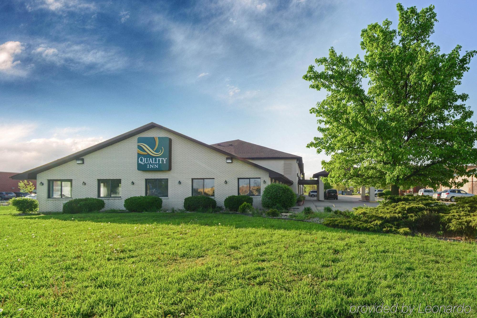 Quality Inn Carbondale University Area Екстериор снимка
