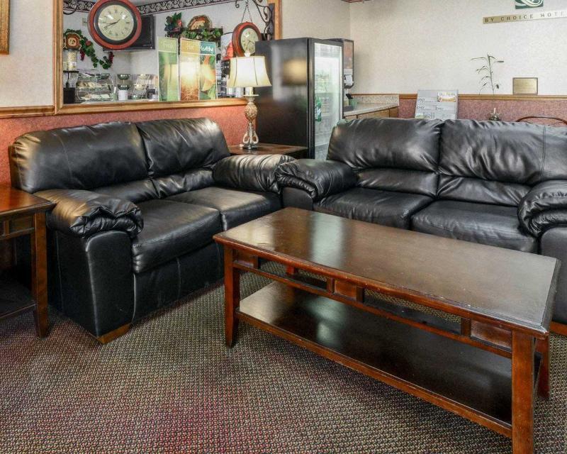 Quality Inn Carbondale University Area Екстериор снимка